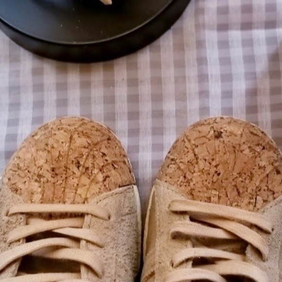 Adidas RETRO SUPERSTAR SHELLTOES | TAN SUEDE W/ CORK SHELL TOES (dead stock) - Picture 11 of 11